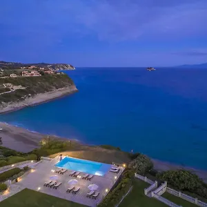 The Seasons Villa
